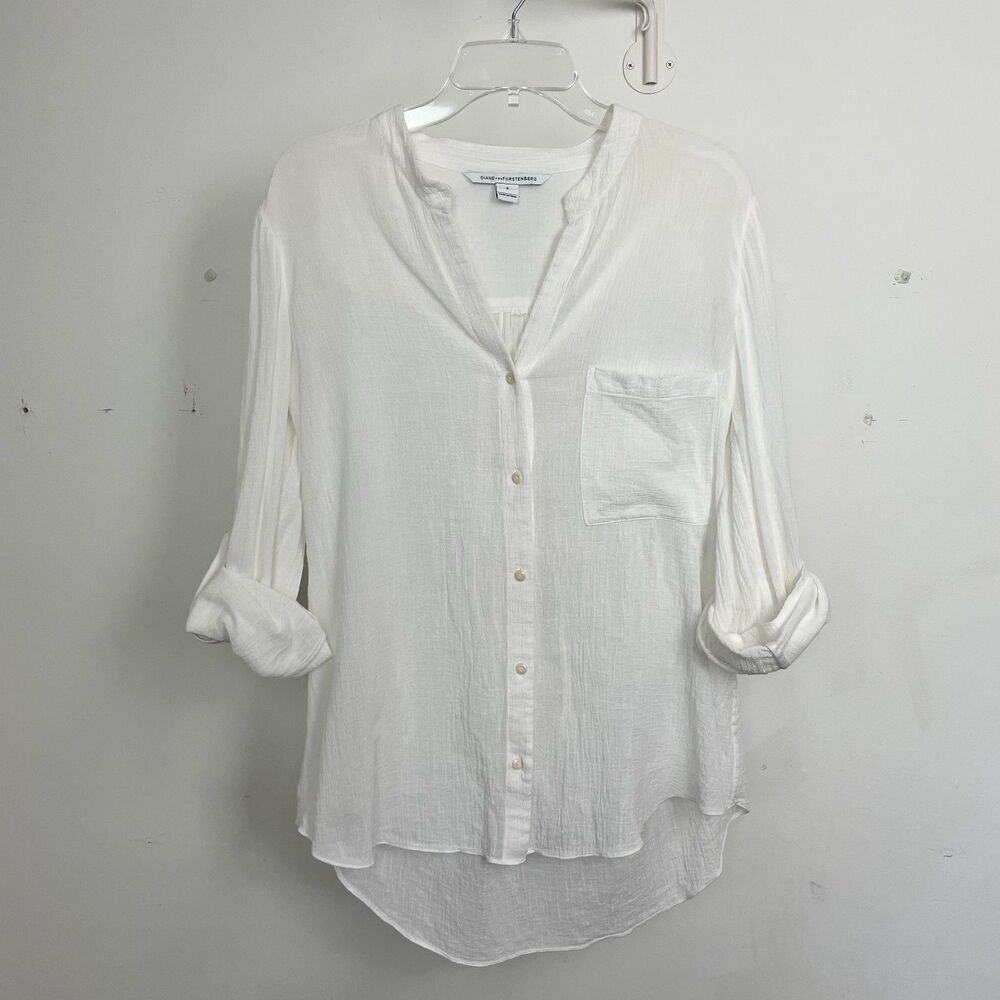 Diane von Furstenberg White “Gilmore Cheese Cloth” Crinkle shirt or tunic *flaw